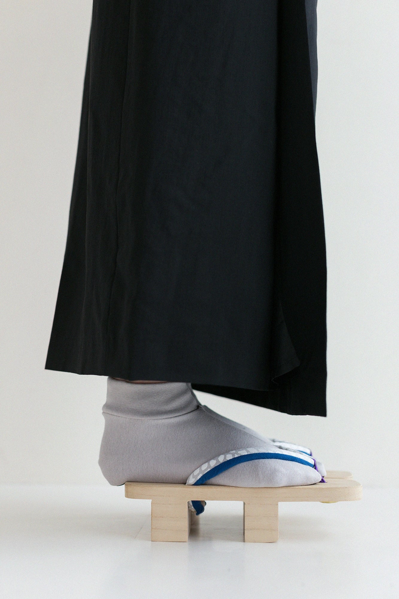 Stretchable Cotton Tabi Socks (Plain)／Sliver Grey ※Non-slip Sole