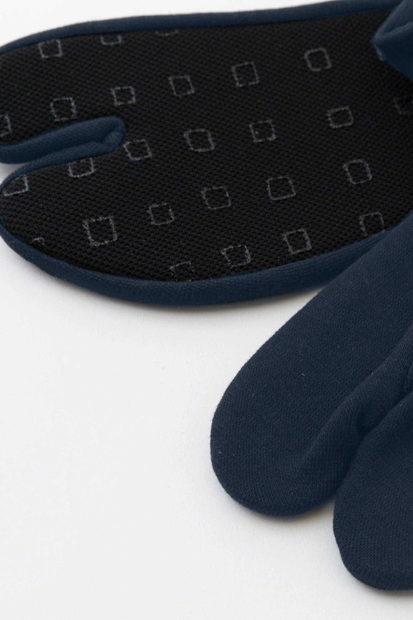 Stretchable Cotton Tabi Socks (Plain)／Ink Blue ※Non-slip Sole