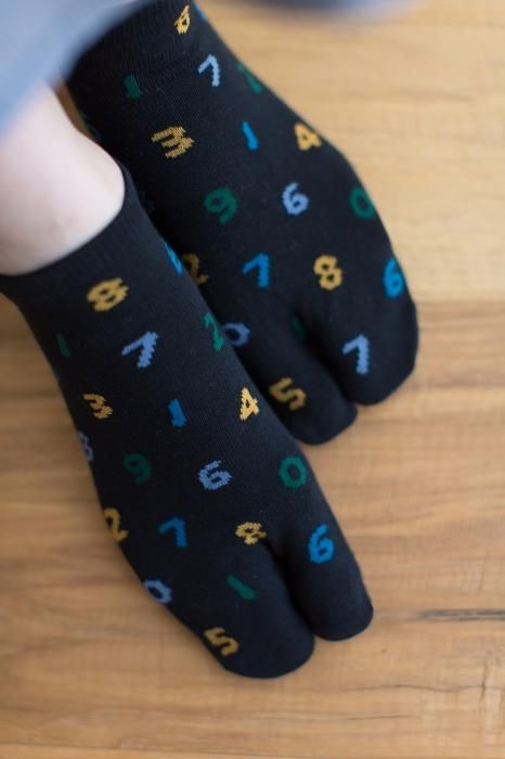 分趾襪（腳踝長度）／SO-SU-U十數 四味 黑色 【男・女性用】