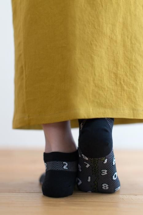 Kanoko Tabi袜子（角度） / SO-SU-U湿羽毛颜色（男女）