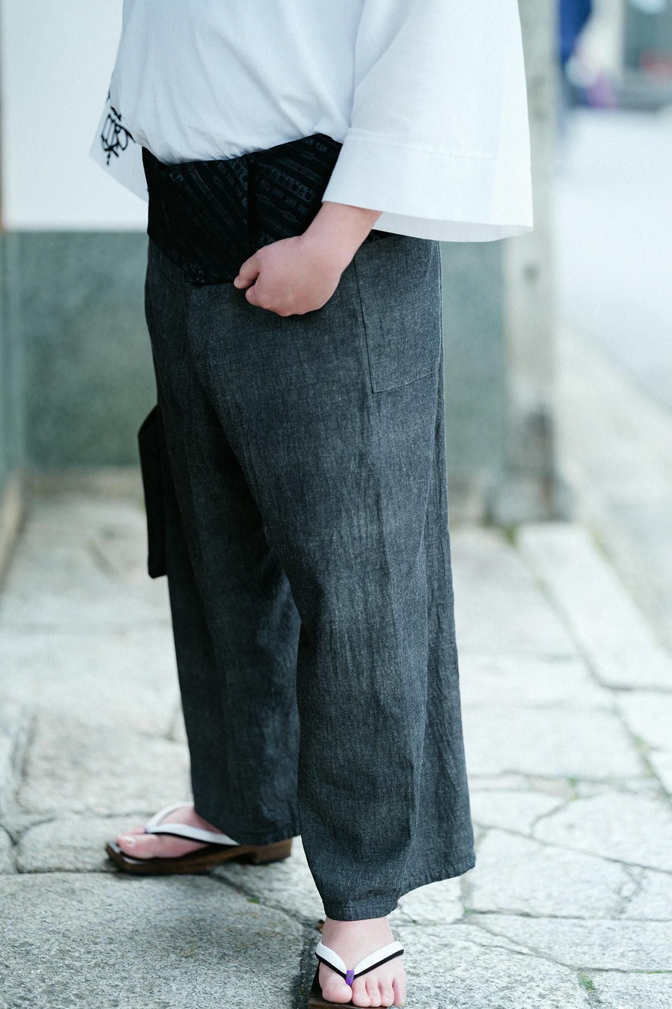 未使用タグ付き✨SOU・SOU 風靡 下 パンツ　消炭色　伊勢木綿20/20 net限定】伊勢木綿 20/20 麻混 風靡（ふうび） 下／消炭色（けしずみいろ）