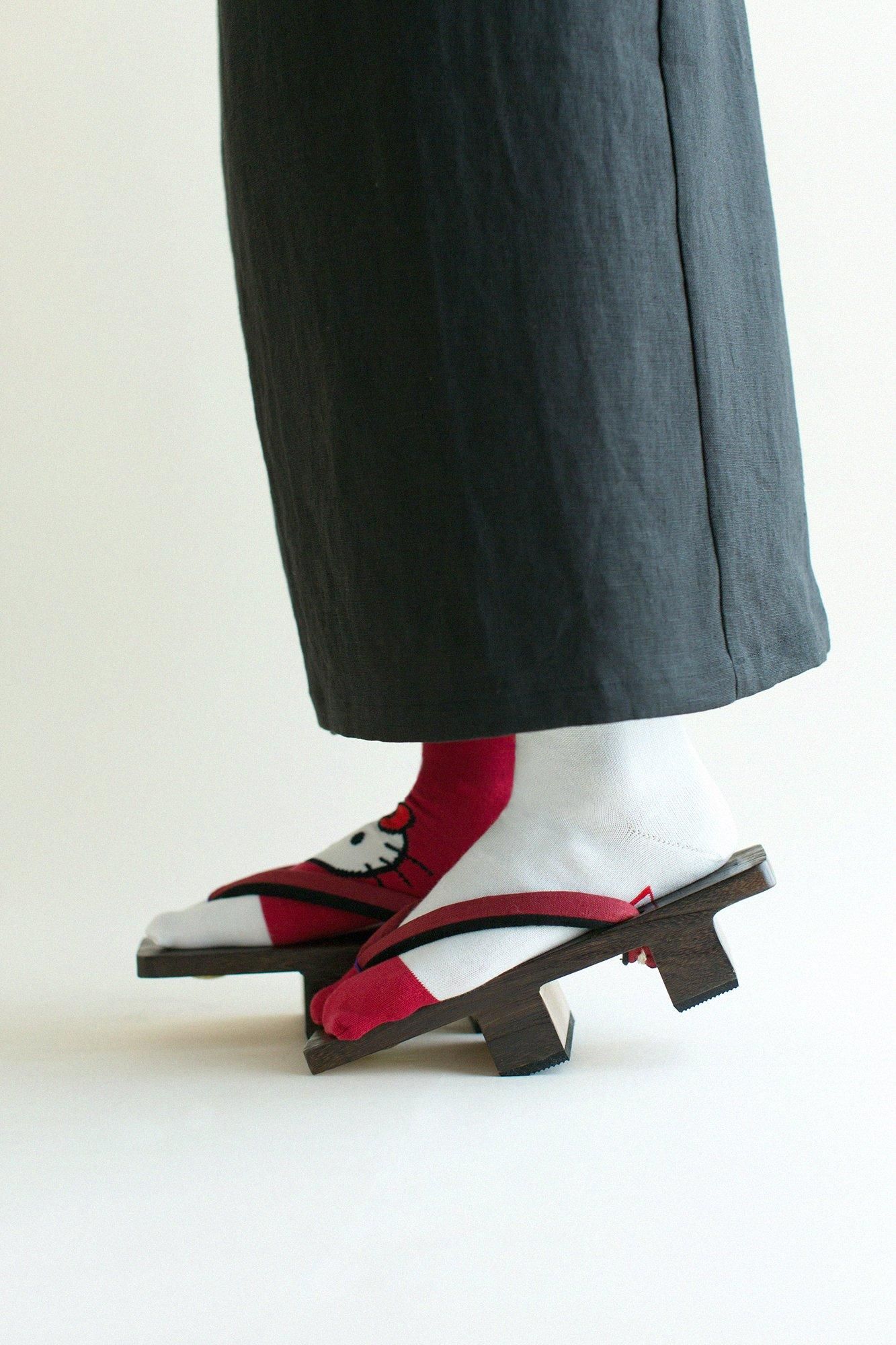 Sous Tabi Choques (longueur normale) / Hello Kitty x Sou ・ Sou Kokihi [pour les femmes]