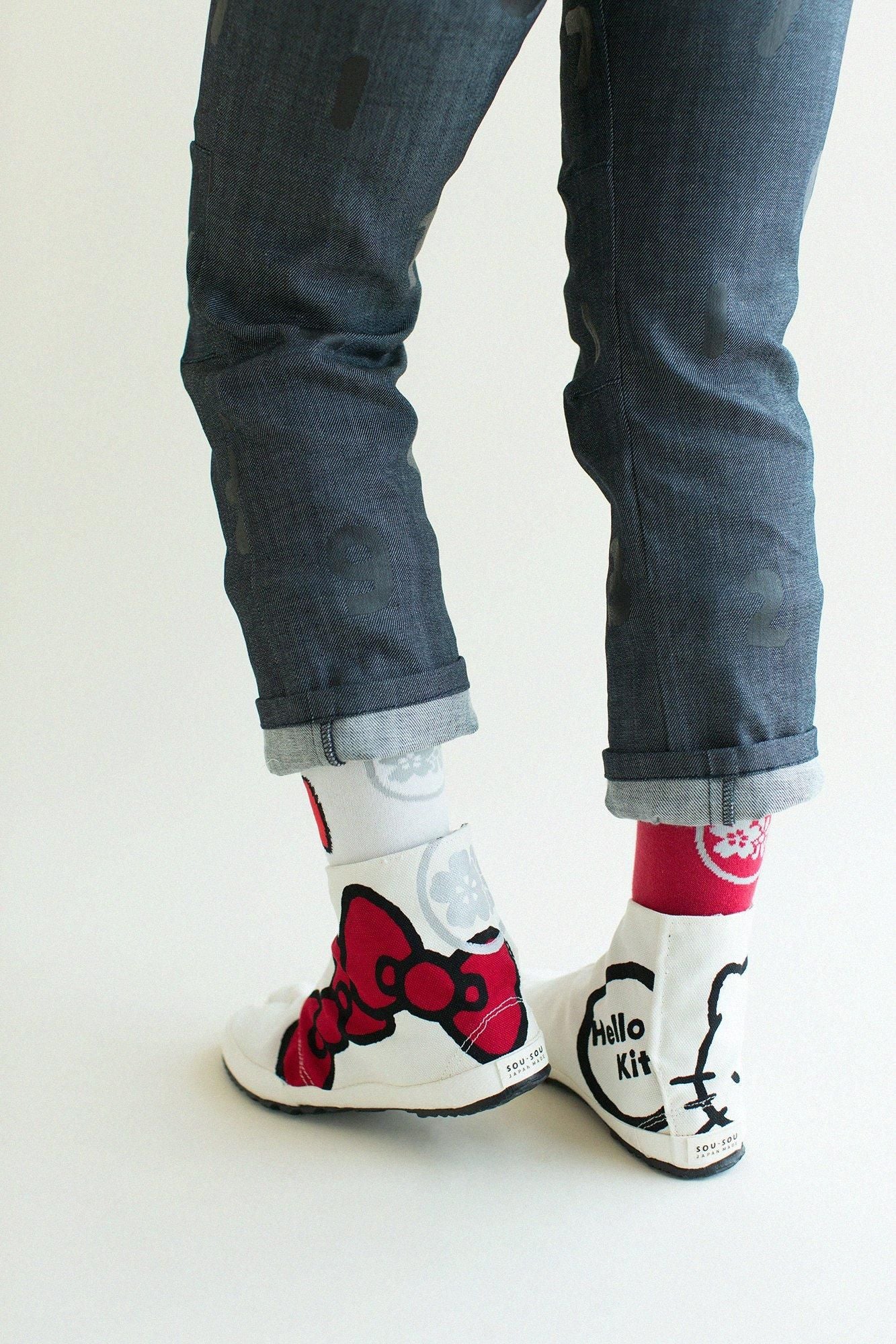Sous Tabi Choques (longueur normale) / Hello Kitty x Sou ・ Sou Kokihi [pour les femmes]
