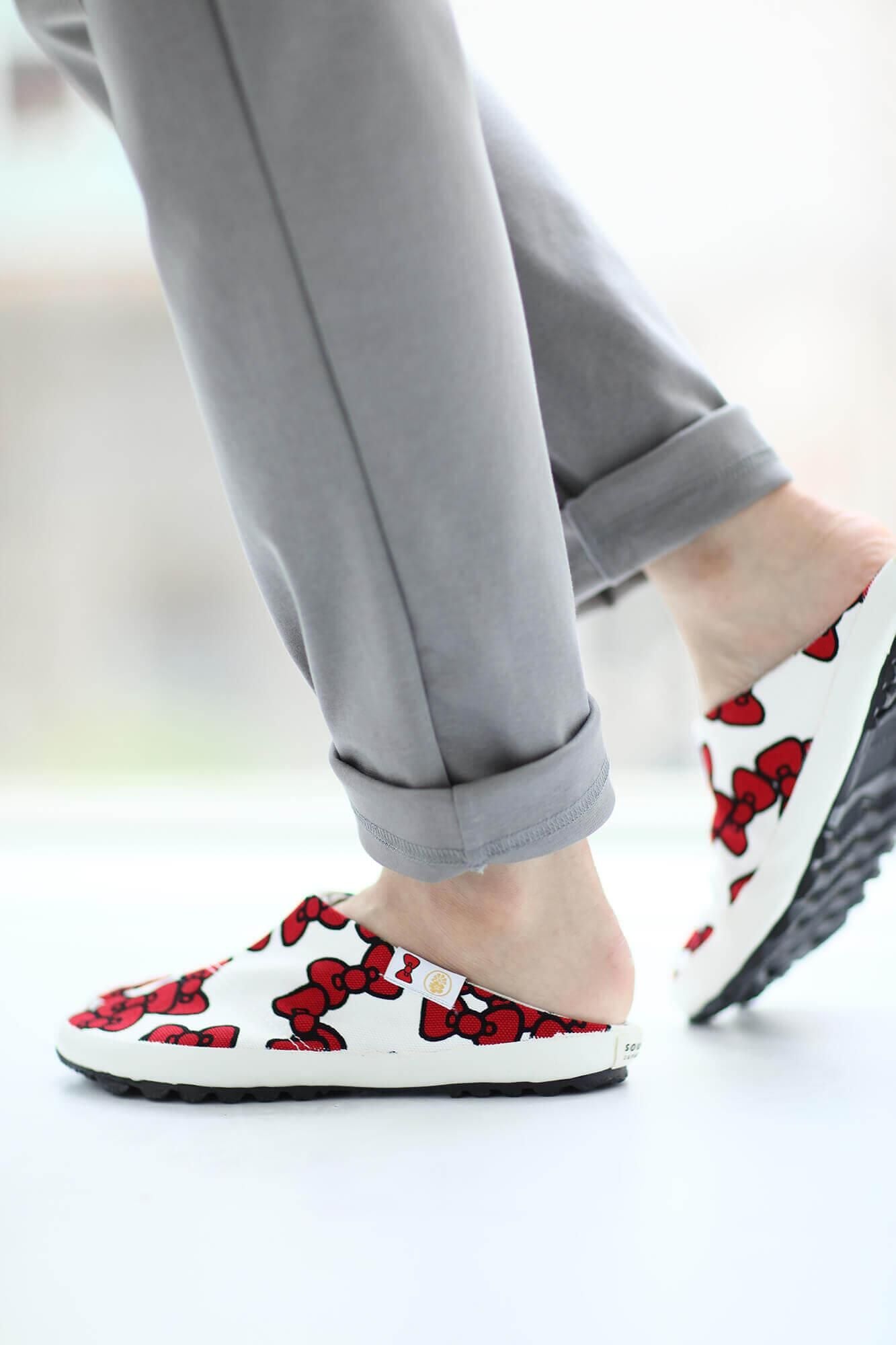 Tabi Socks/Hello Kitty ×를 붙여 넣습니다SOU・SOU