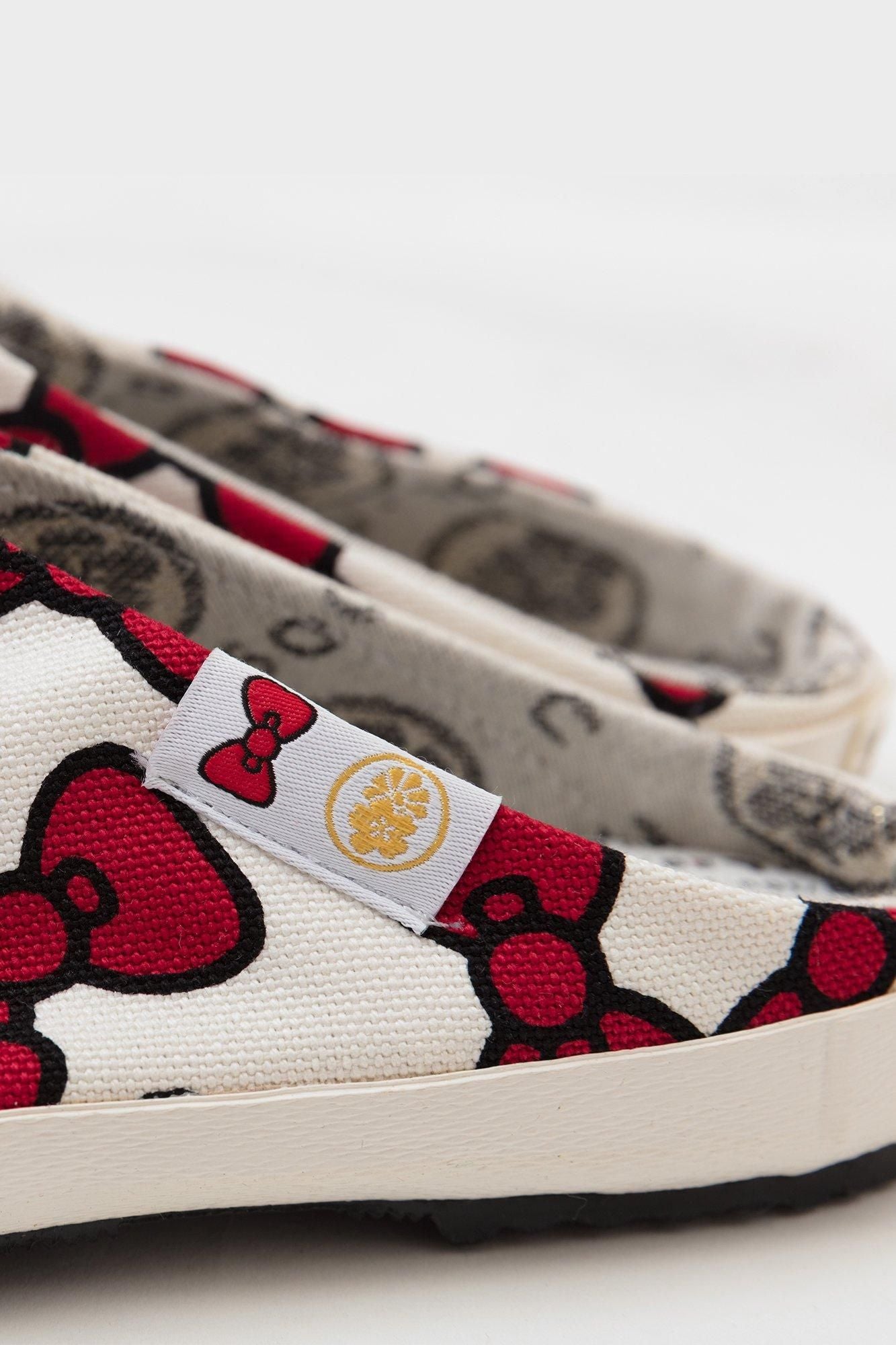 Tabi Socks/Hello Kitty ×를 붙여 넣습니다SOU・SOU