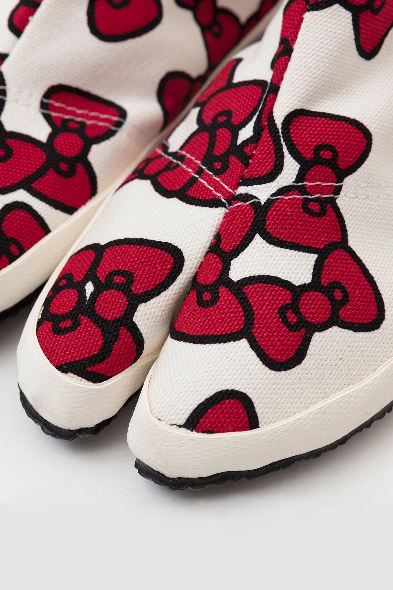 Tabi Socks/Hello Kitty ×를 붙여 넣습니다SOU・SOU