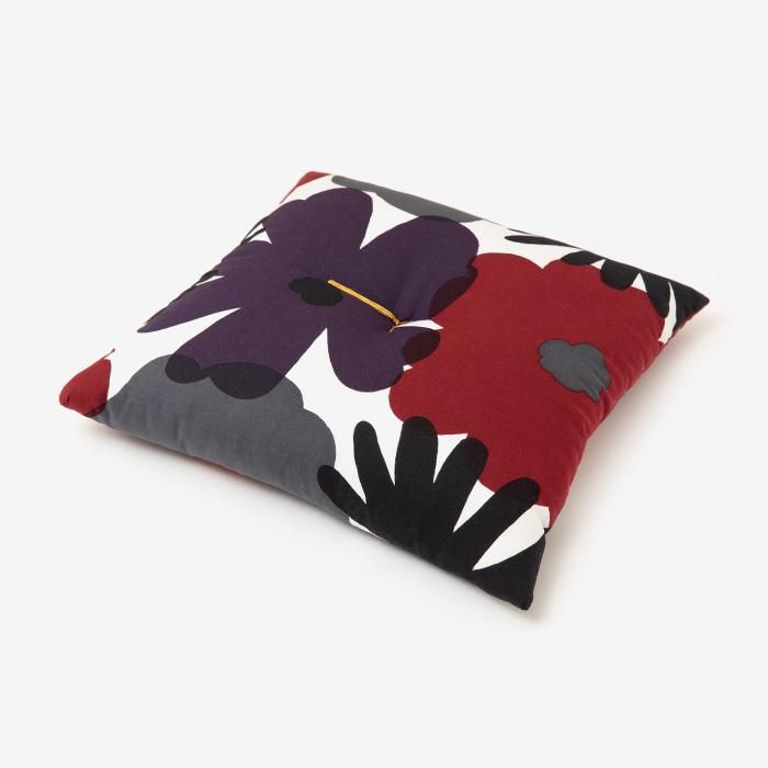 SOU・SOUKyoto Cushion（21 Count Plain Weave）／OrakaMulticolored Flower Breeze(Kazahana) [※DeliveryApproximately 3 weeks]