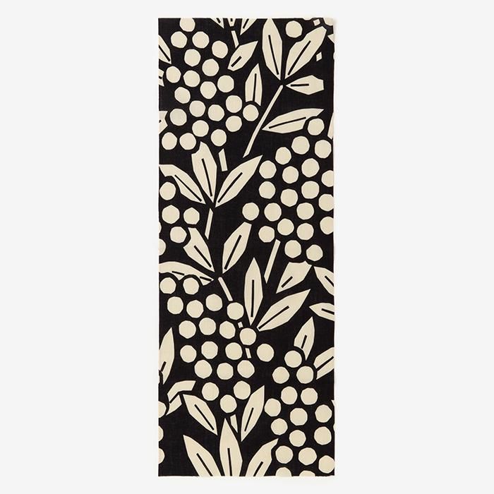 伊勢木綿 textile手ぬぐい／南天竹 濡羽色（なんてんちく ぬればいろ）