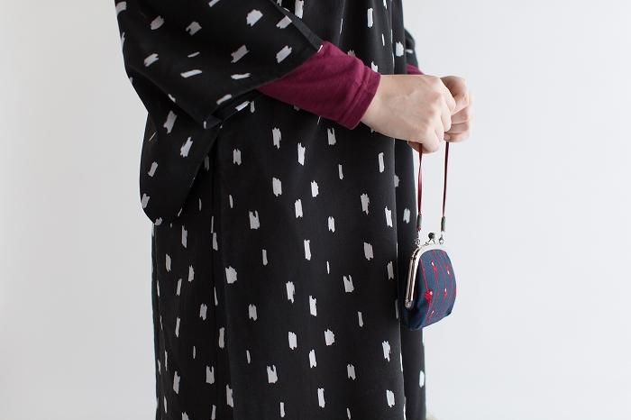 Soft Canvas Gamaguchi Clasp Purse Double Layer / Monkeys