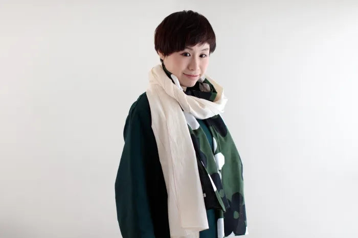 Isemomen Cotton Scarf / Layered Flowers Matcha Green