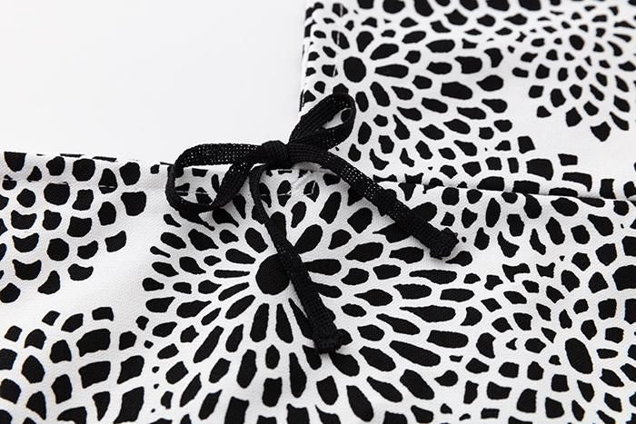 月巧舎　IZOU【イゾウ】　蓄光　袋なし美品 革穏（かわおだやか） 小（しょう） しぼ／臙脂色（えんじいろ）