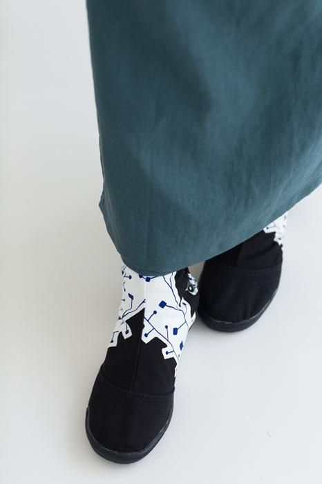 [仅在线] 5个圆形的塔布袜 /冷露