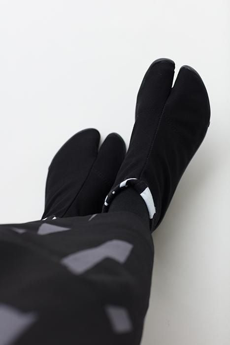 Hiragana Sole Split Toe Tabi Shoes