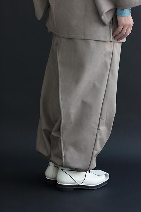 Fukaokutsu SOU・SOUKleidung × Kishubo / Gofun-iro [※Lieferung dauert ca. 8 Monate]