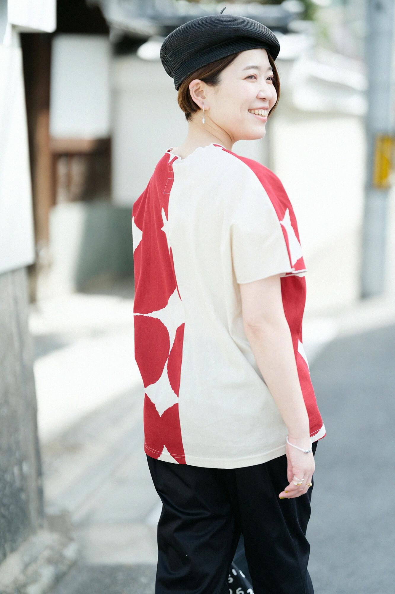 假珠宝（Giboshi）/湿羽毛颜色（木材）