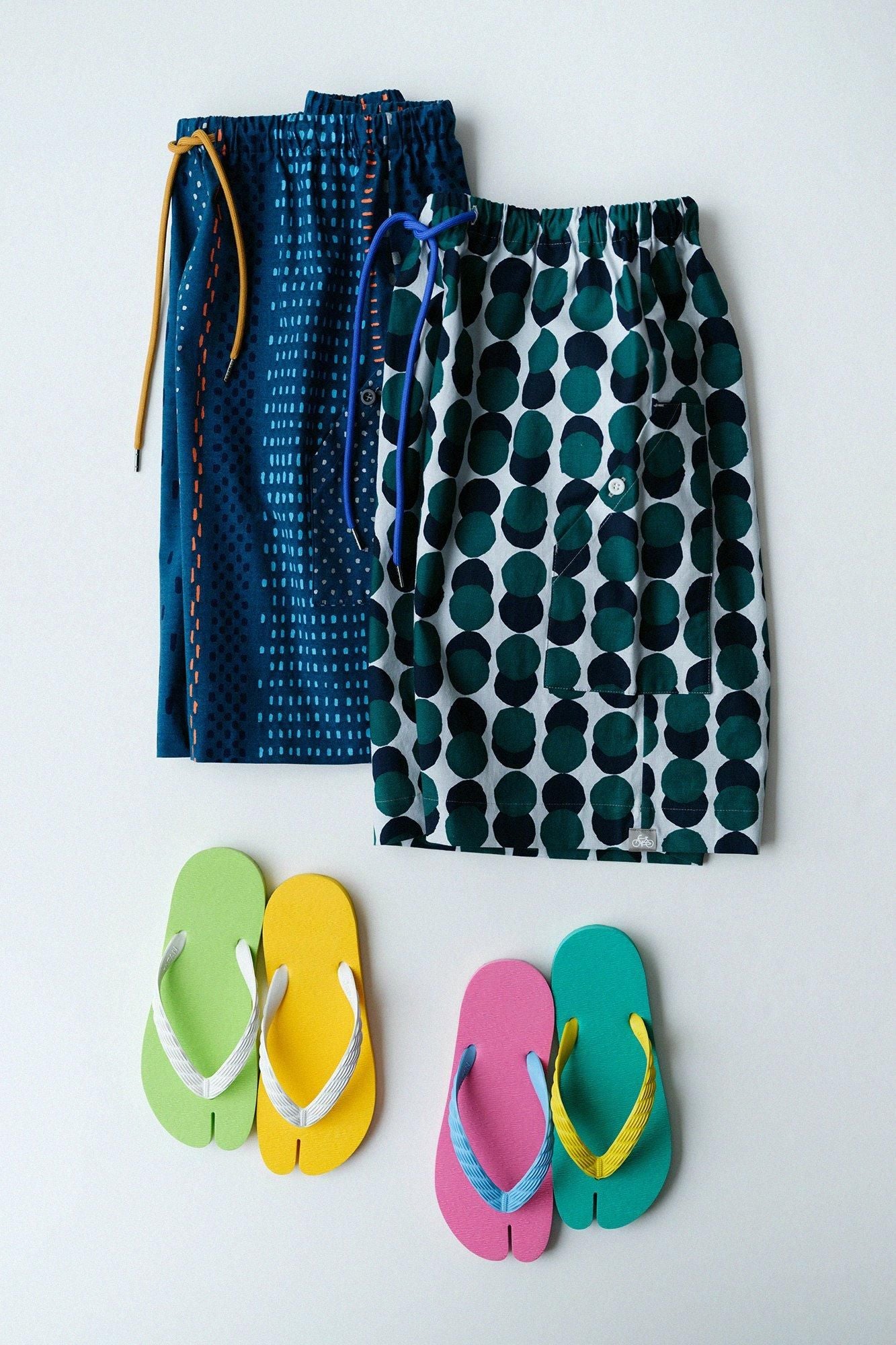 千日足袋／青竹色（あおたけいろ）×牡丹色（ぼたんいろ）