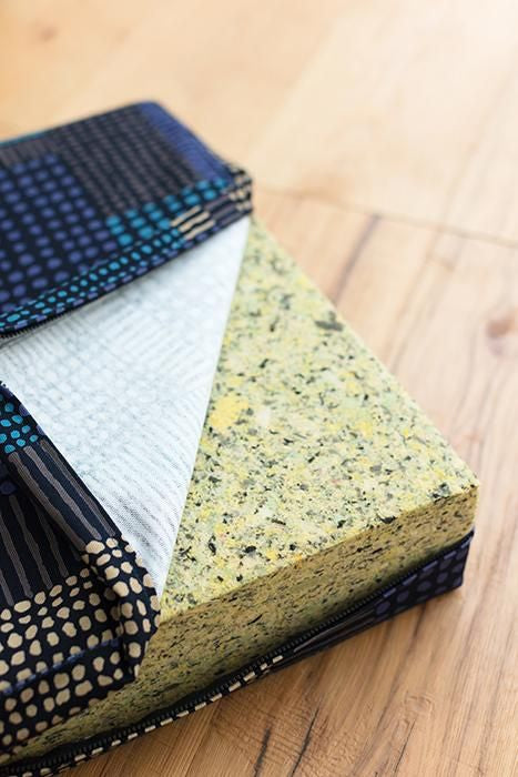 Box Cushion／Field Large(Hatake Dai) [※DeliveryApproximately 3 weeks]