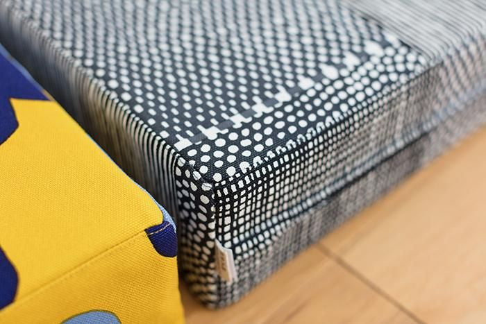 Hakozabuton/Magasane Sumi-iro [*Lieferzeit ca. 3 Wochen]