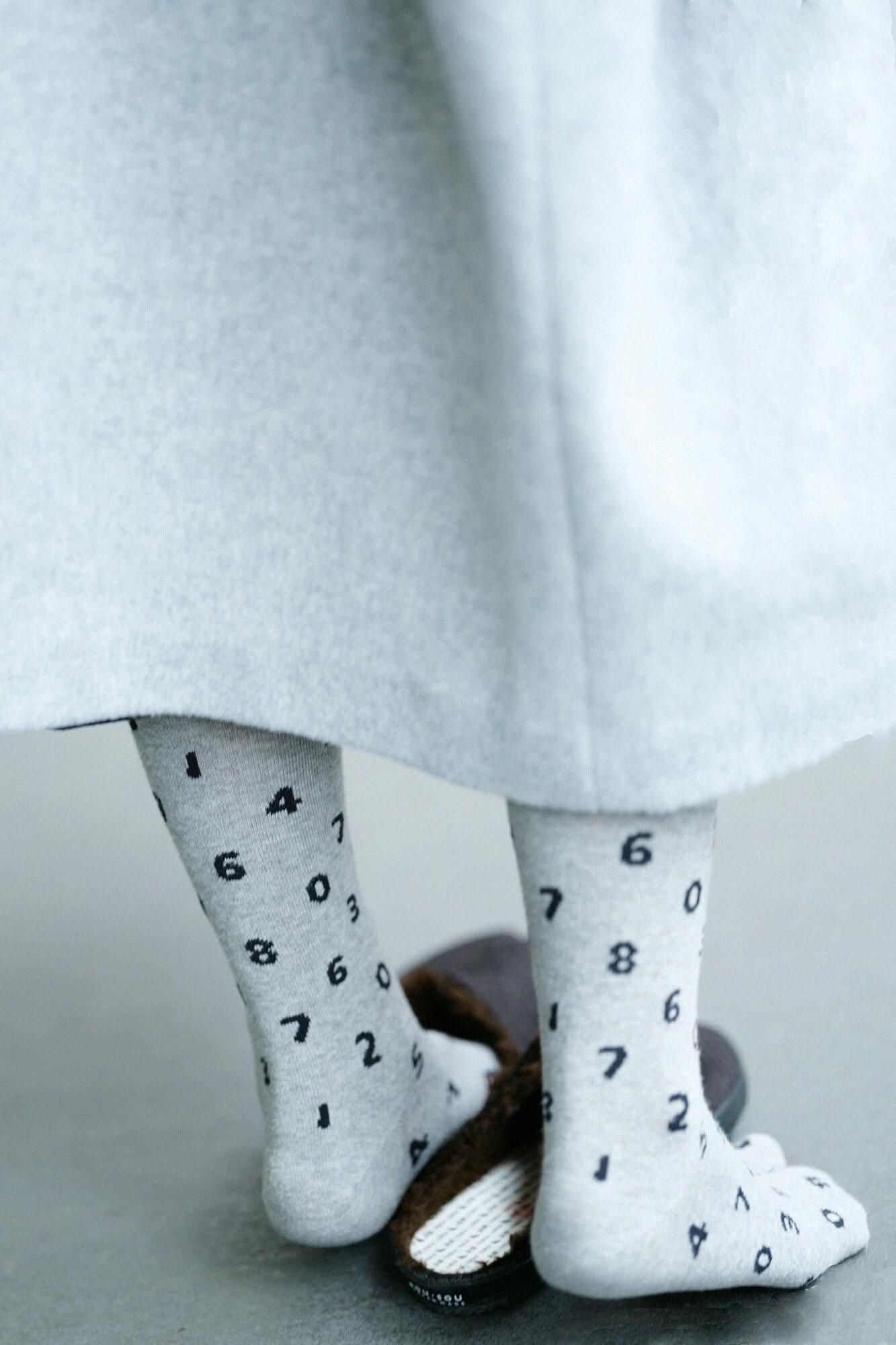 Tabi Tights／SO-SU-U Light Ink Grey