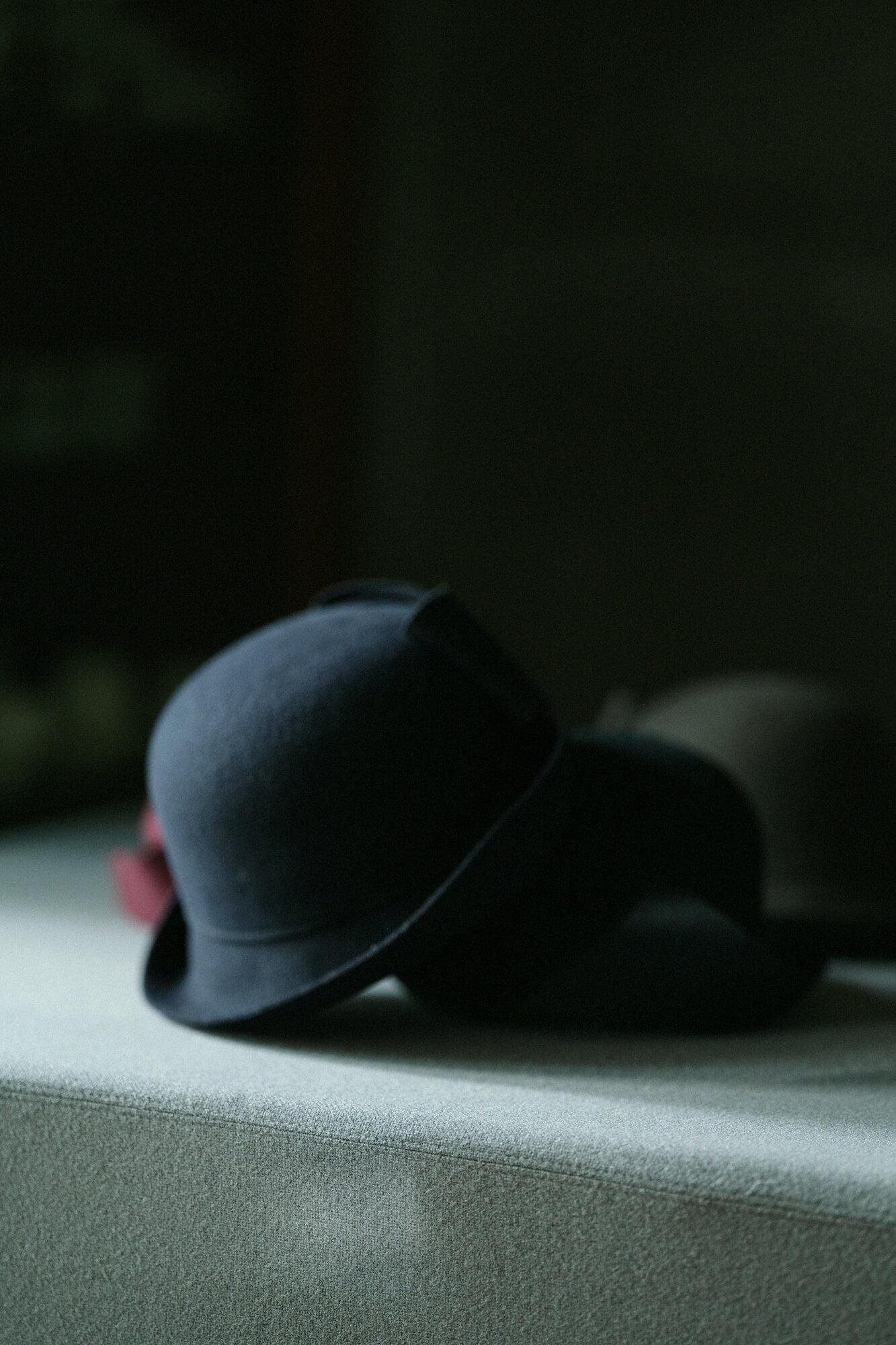 毛氈 寧寧 蝴蝶結帽／深藍色