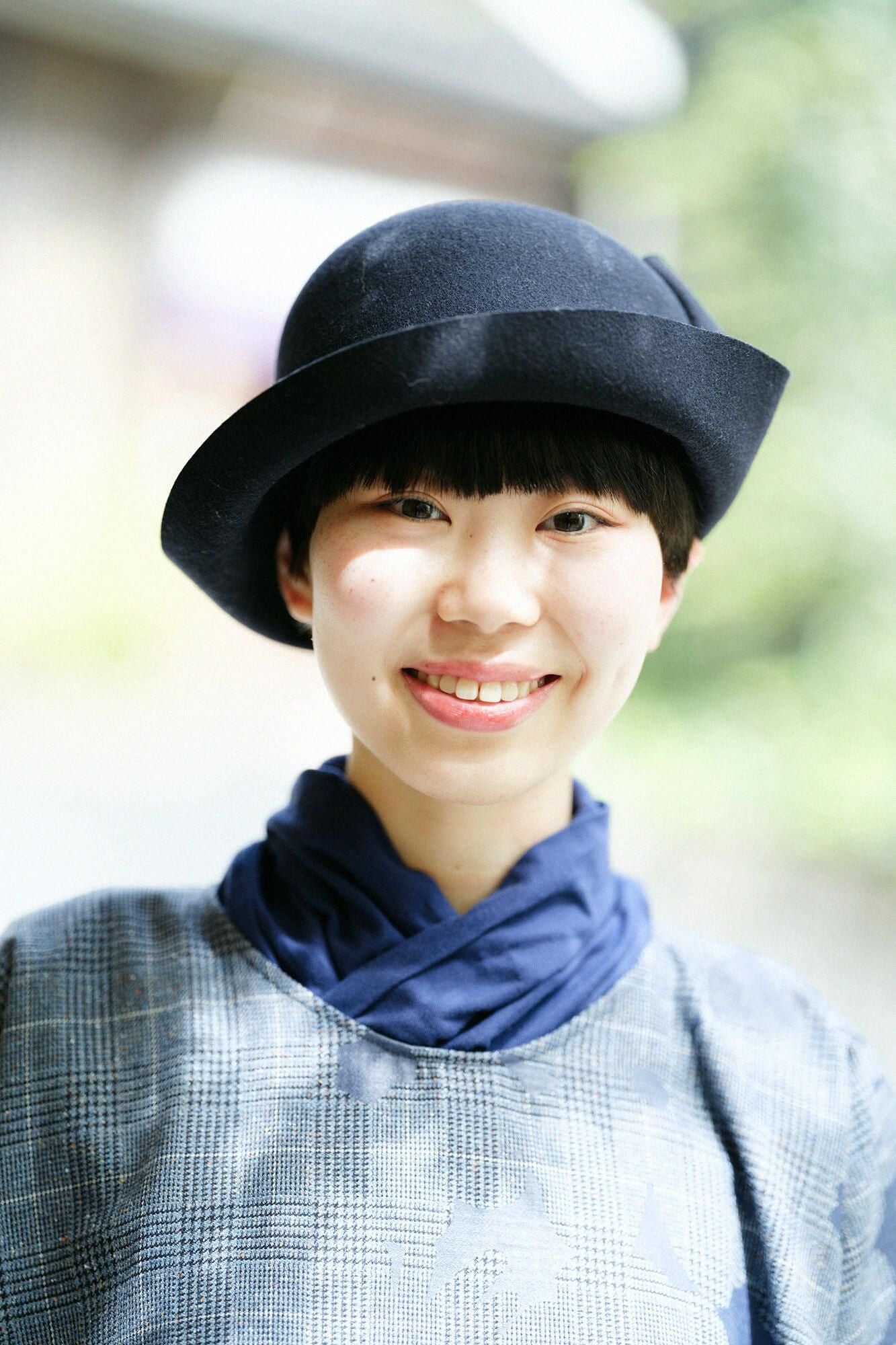 毛氈 寧寧 蝴蝶結帽／深藍色