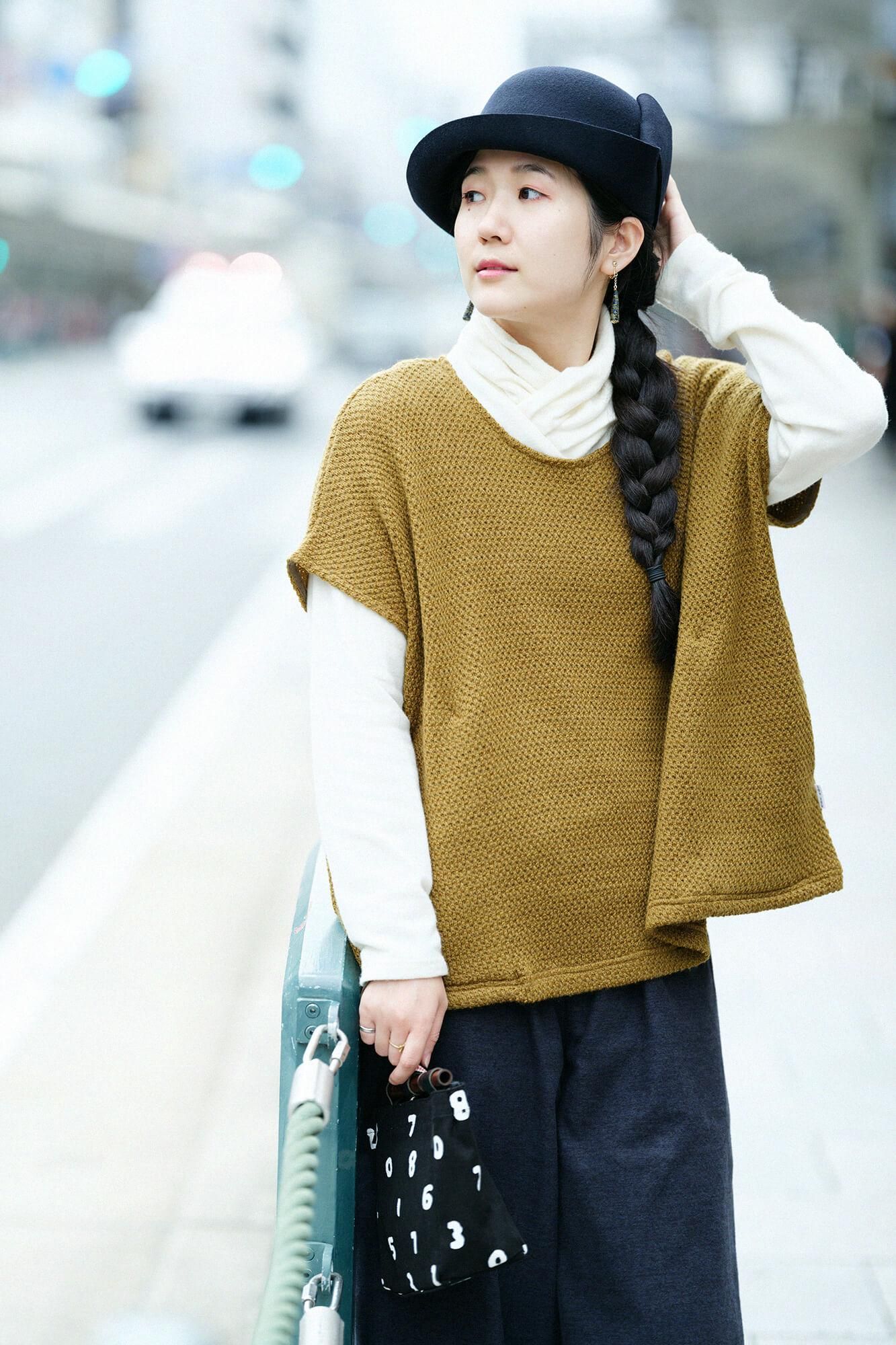 毛氈 寧寧 蝴蝶結帽／深藍色