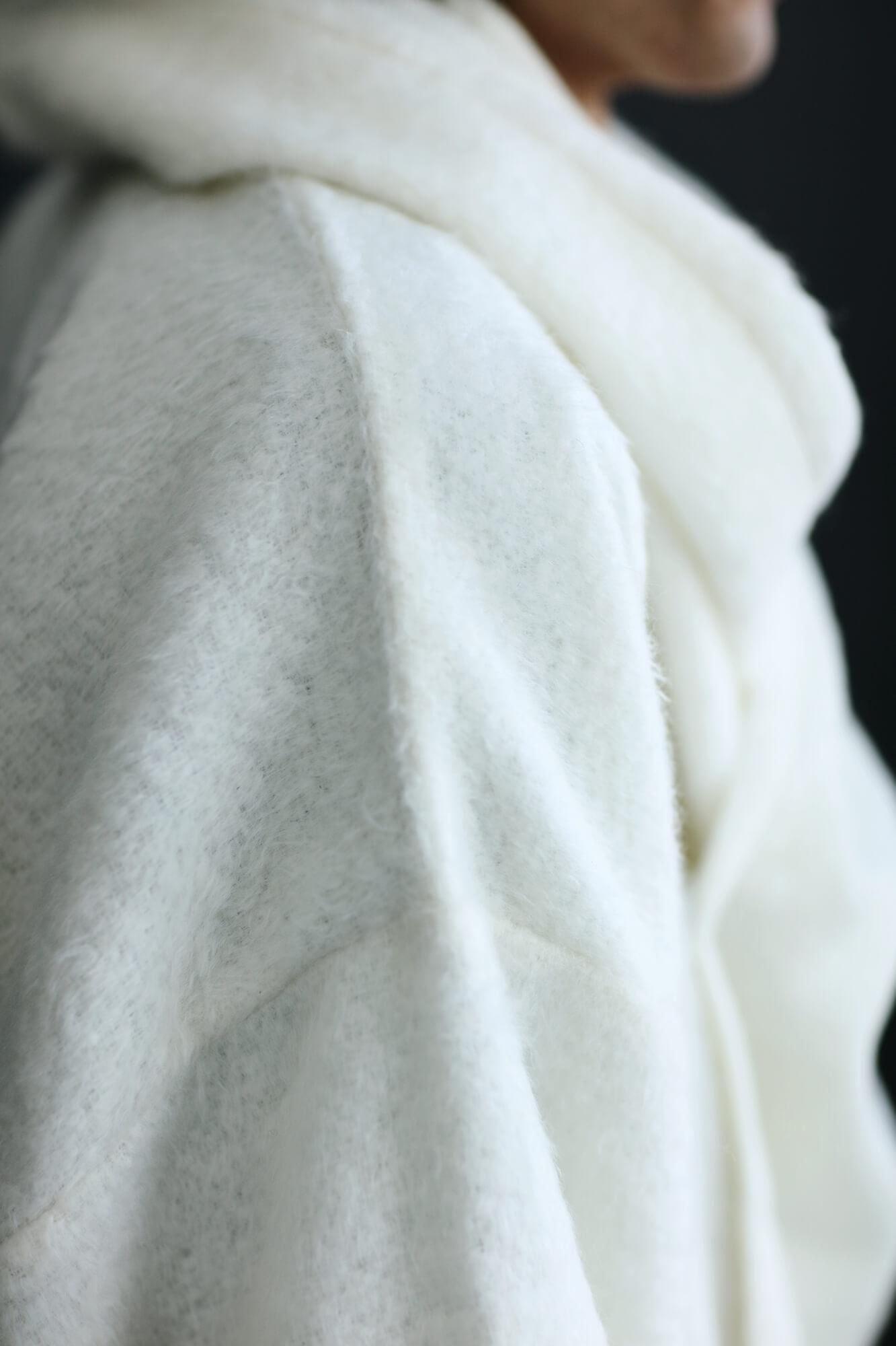 仿海狸毛 連帽外套／鳥白色