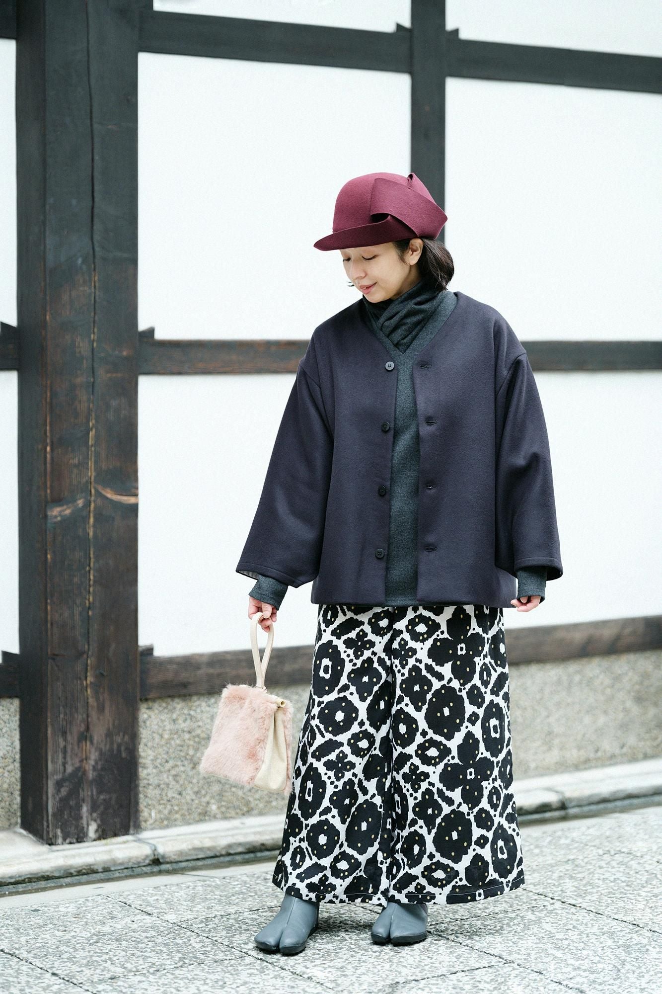 워셔블 울 천축 에리마키지반／짙은 회색