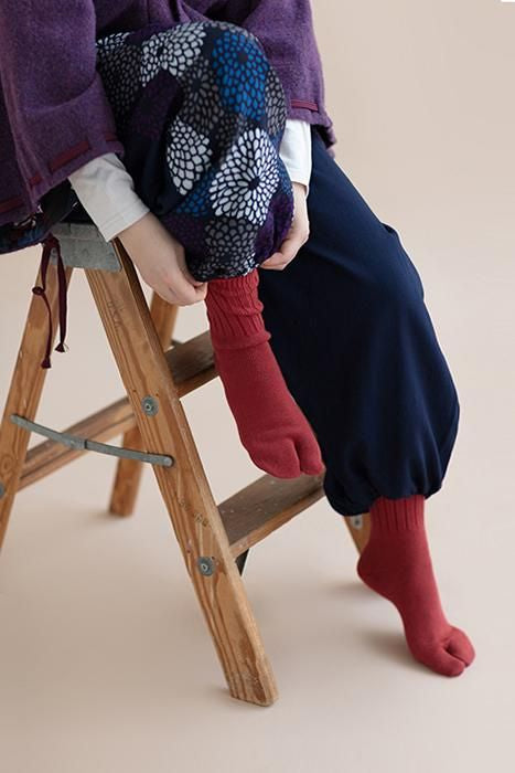 Rippstricksocken (normale Länge) / dunkelbraun [für Damen und Herren]