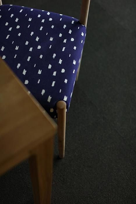 Sou ・ Sou × Coccole Tino Chair / Trip Clouds, bleu marine [※ Livraison d'environ 1 à 3 mois]