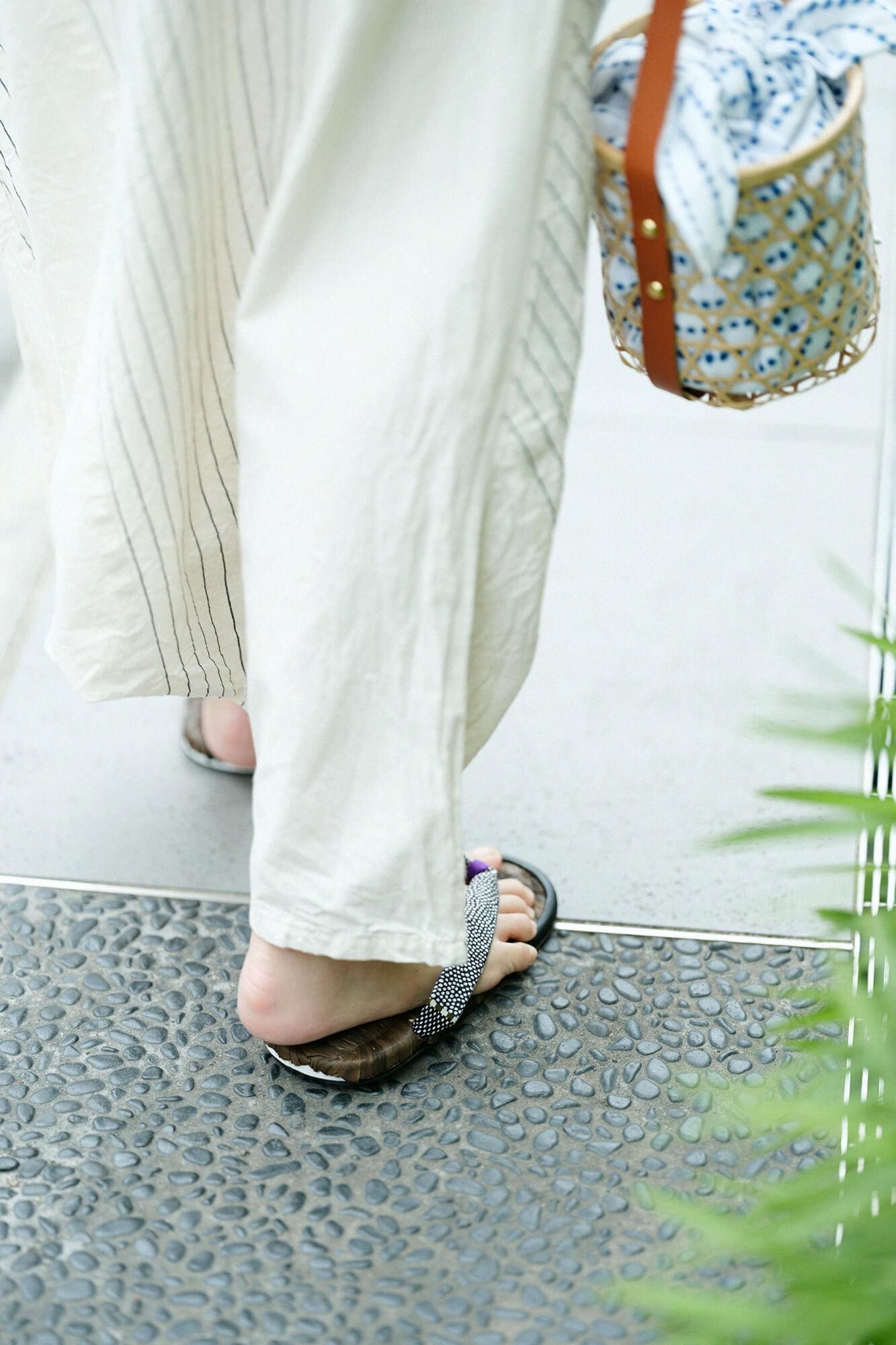 Zori Sandalen Asabura Krähengesicht / Magasane (Sumi)