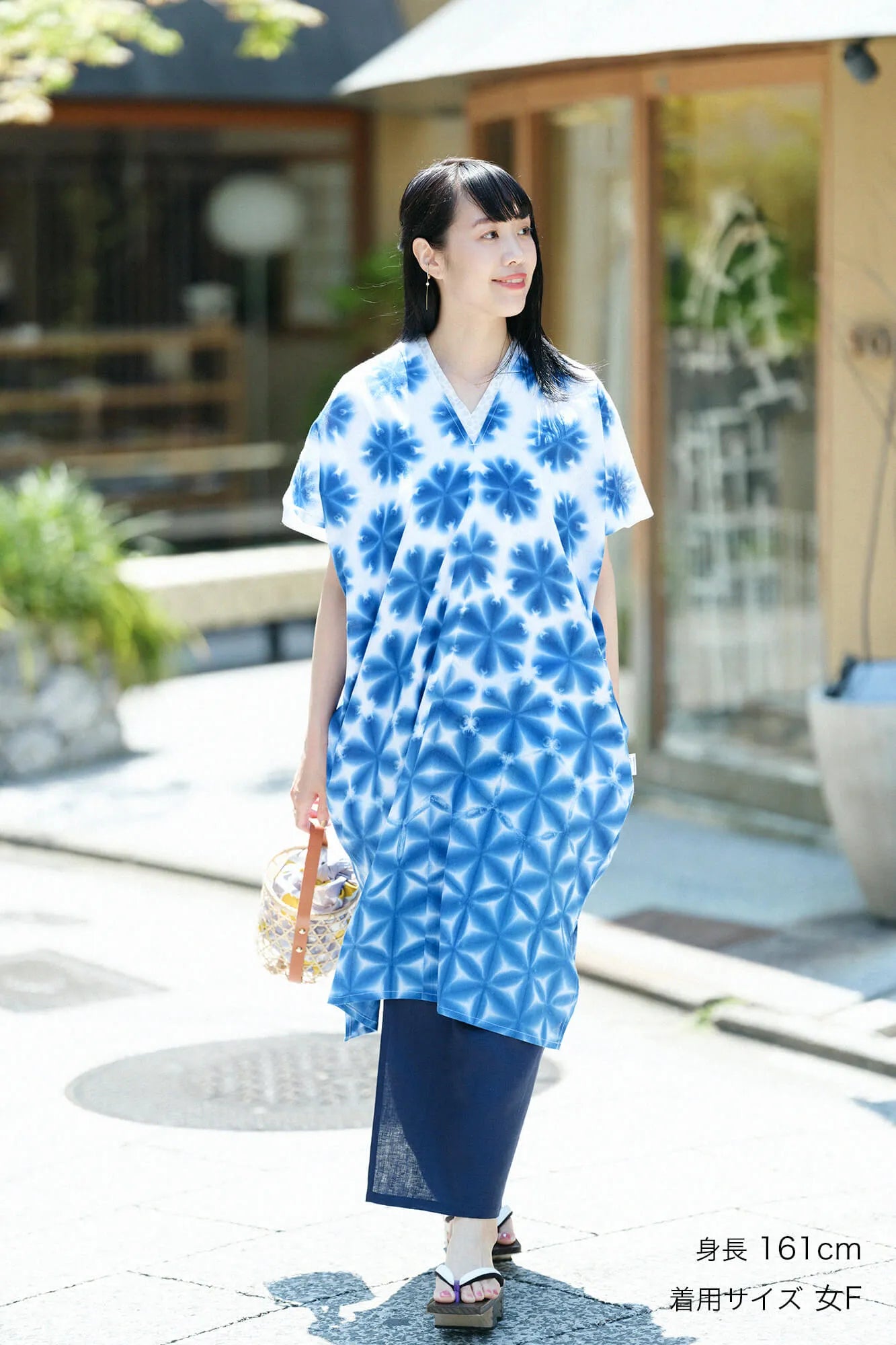 [Versand voraussichtlich um den 23. Juni] Kinki Shibori, Chita Momen, Brötchen, rechteckiges Tuch, Futatsumi/Sekka, Ultramarinblau