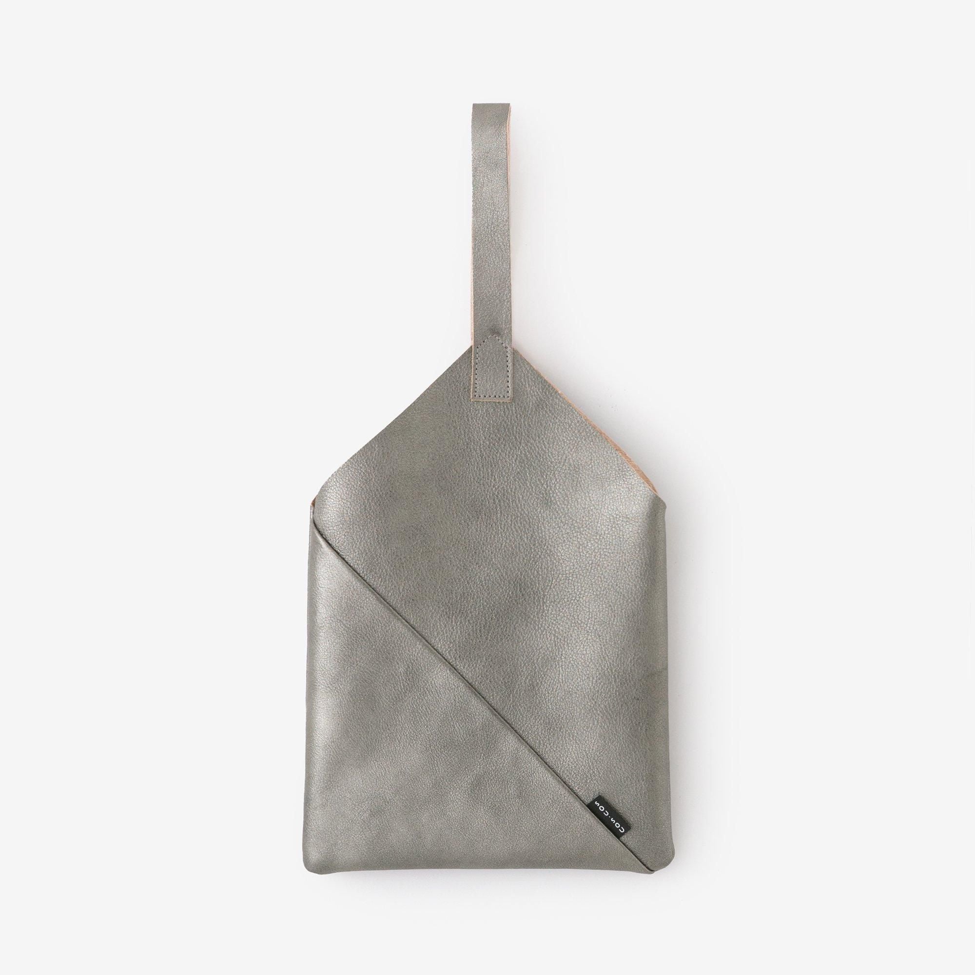 가죽 잇사이부쿠로(카와 이사 부쿠로)/은색