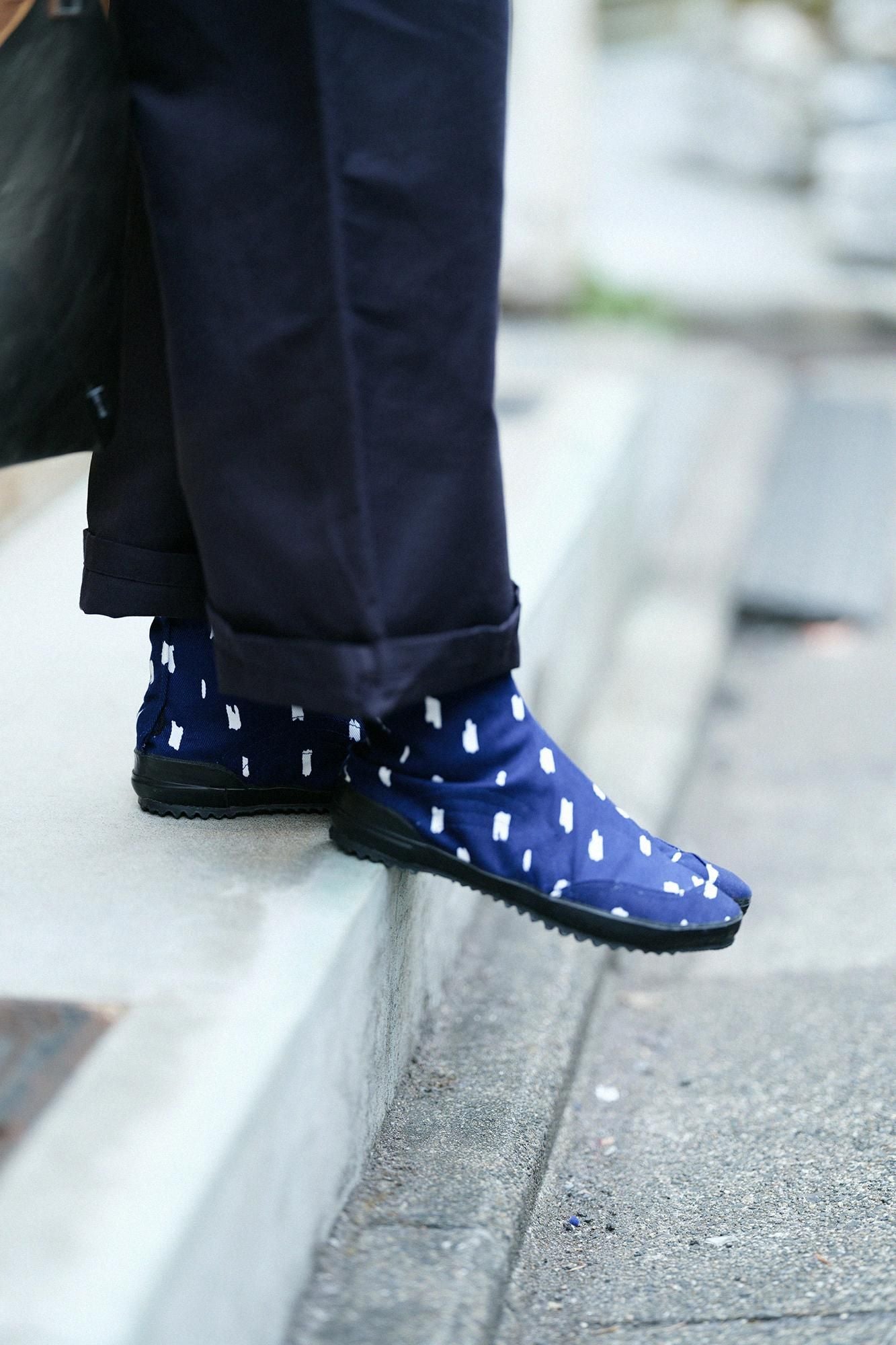 Festival Split Toe Tabi Shoes / Scattered Clouds