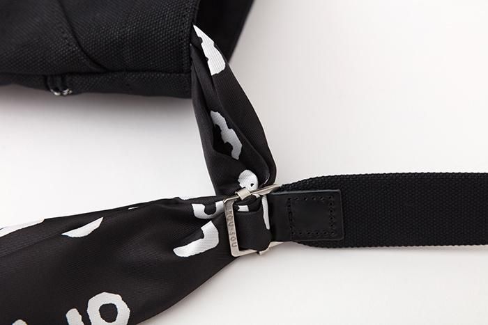 附飾帶 穩 帆布側揹包/黑色 SO-SU-U十數 昆