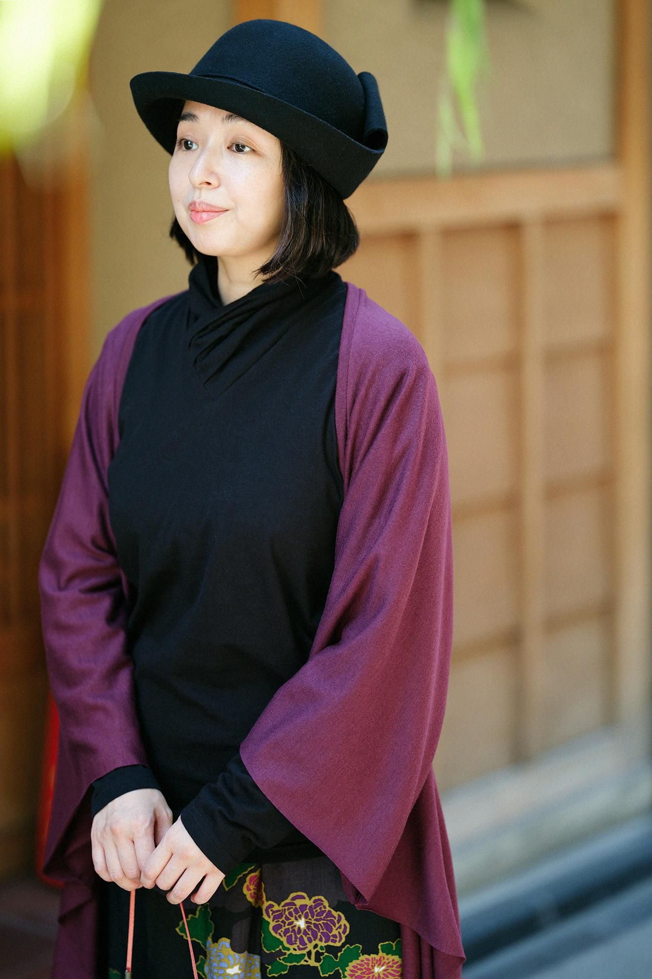 【官網限定】平針織 可洗羊毛飛鼠袖外披/酒紅色