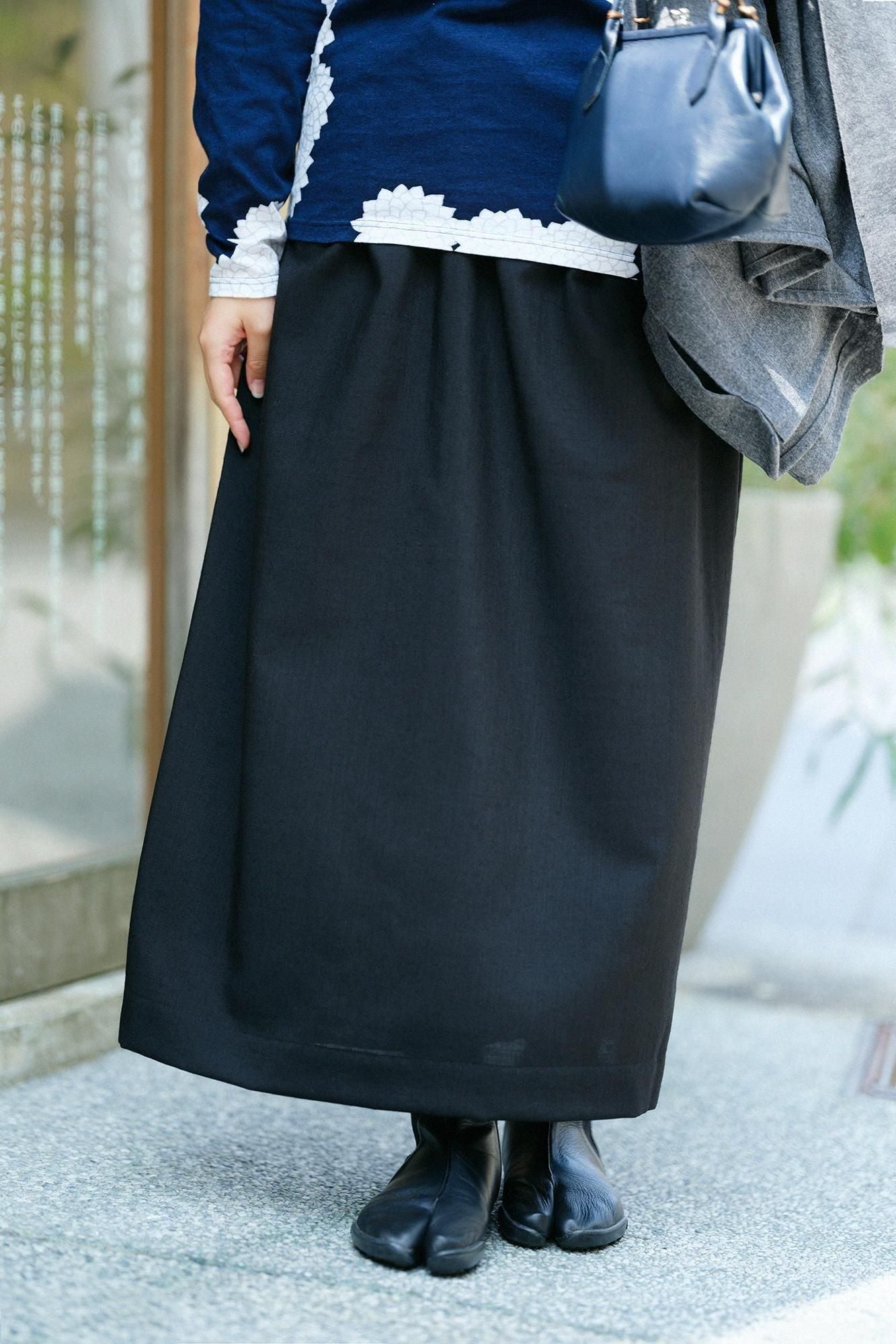 Muslin Wool Long Skirt / Black