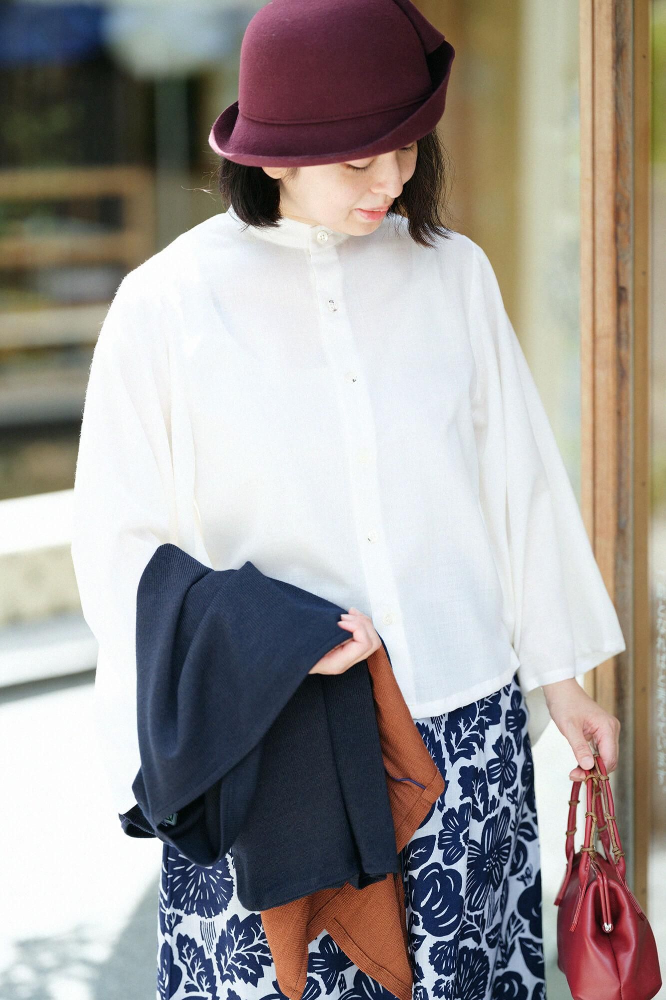 モスリン 草衣（そうい） 上（うえ）／胡粉色（ごふんいろ）