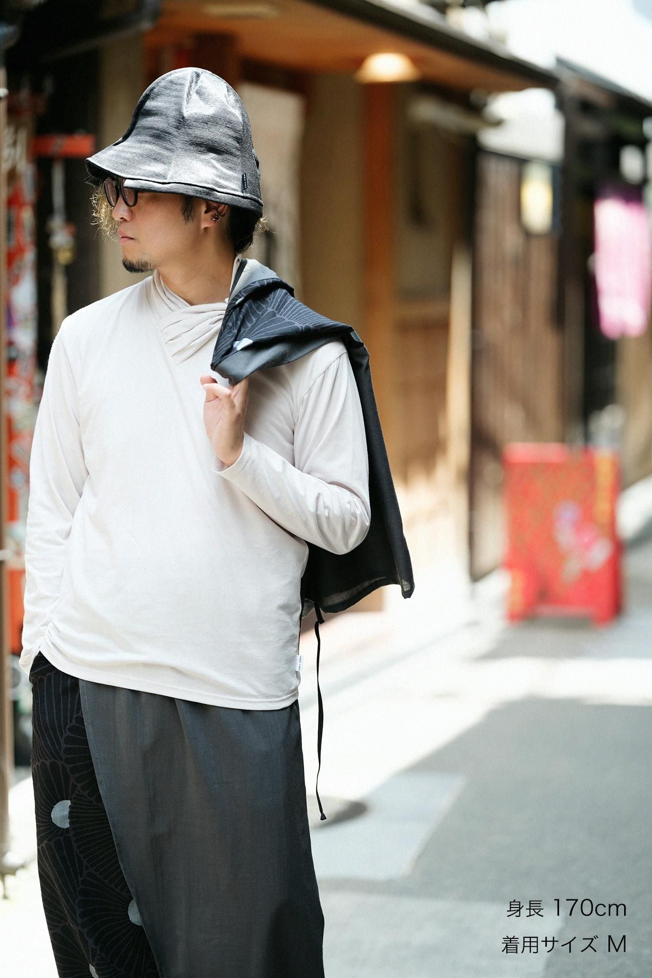 Kragenwickel Jiban/Sakura Nezu