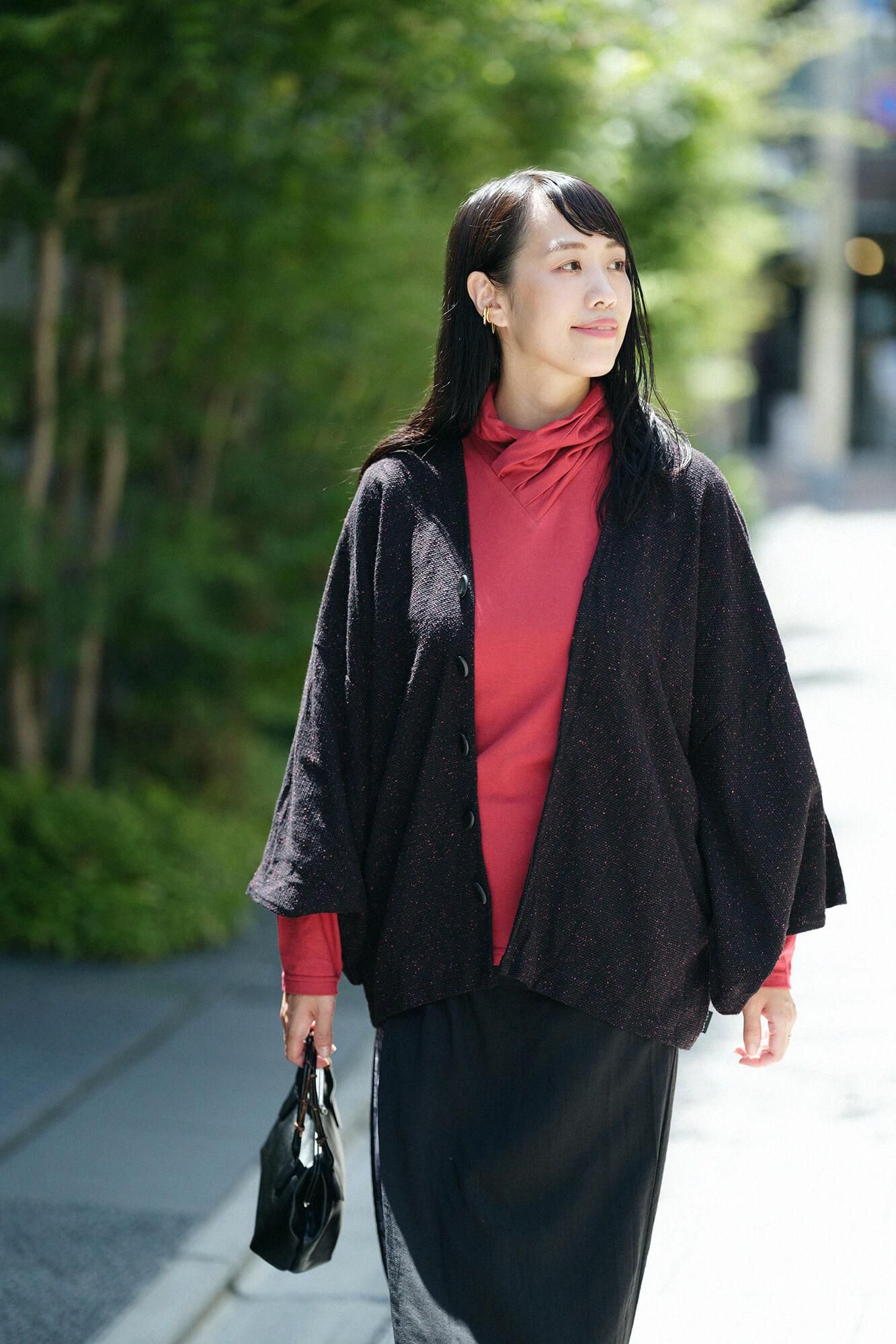 Turtle Neck Shirt / Red