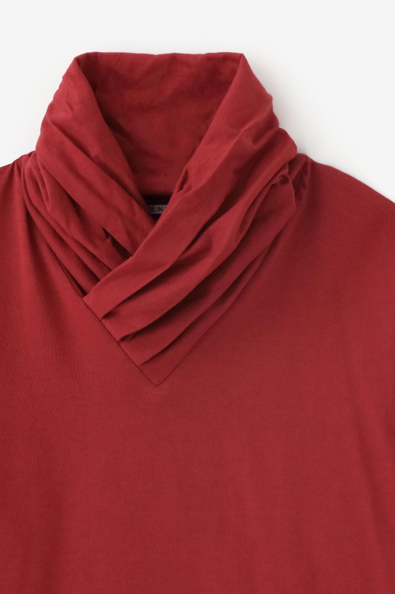Turtle Neck Shirt / Red
