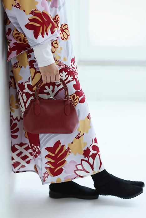 SOU・SOU×Y’SACCS
 藤蔓 手提口金包／紅色×點線