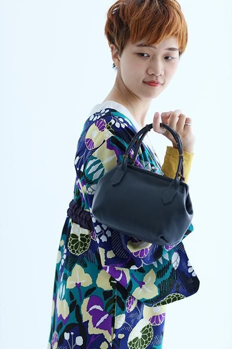 SOU・SOU×Y'SACCS Wisteria Vine Clasp Bag
 / Dark Blue×Chrysanthemum