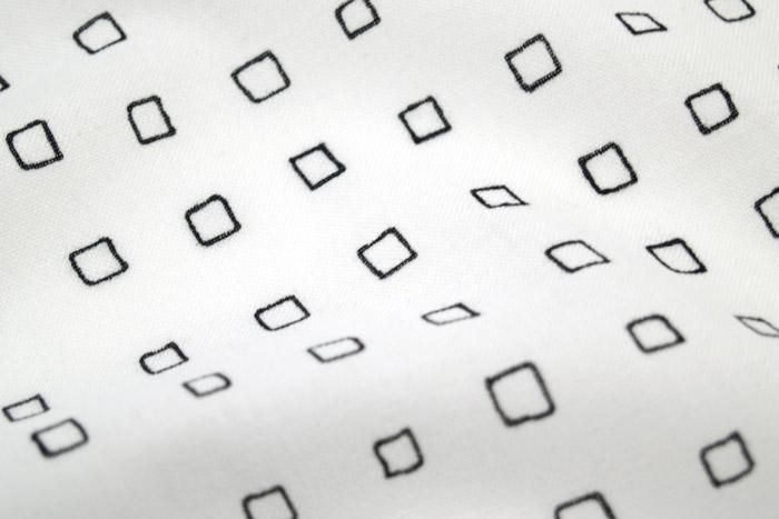 伊勢木棉手巾（短版）/枡白色×黑色