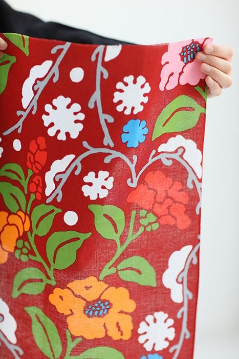 Ise Momen Textil-Tenugui/Yukimochiyanagi und Kamelie (Yukimochiyanagi und Kamelie)