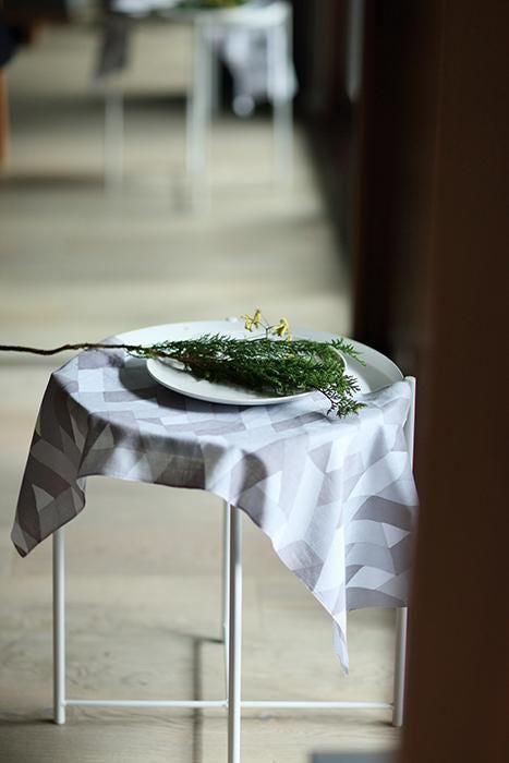 ISE Cotton Textile Tenugui / Tagaichigai Light Encre