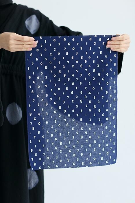 Ise cotton textile tenugui (hime longueur) / mame so-su-u bleu foncé (noukon)