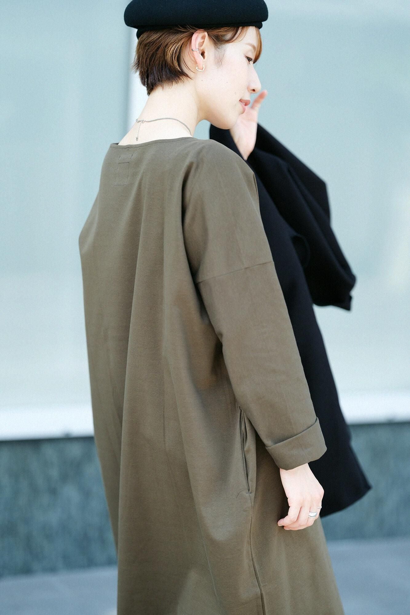 羅紋針織布 船領 長袖連衣裙／橄欖綠