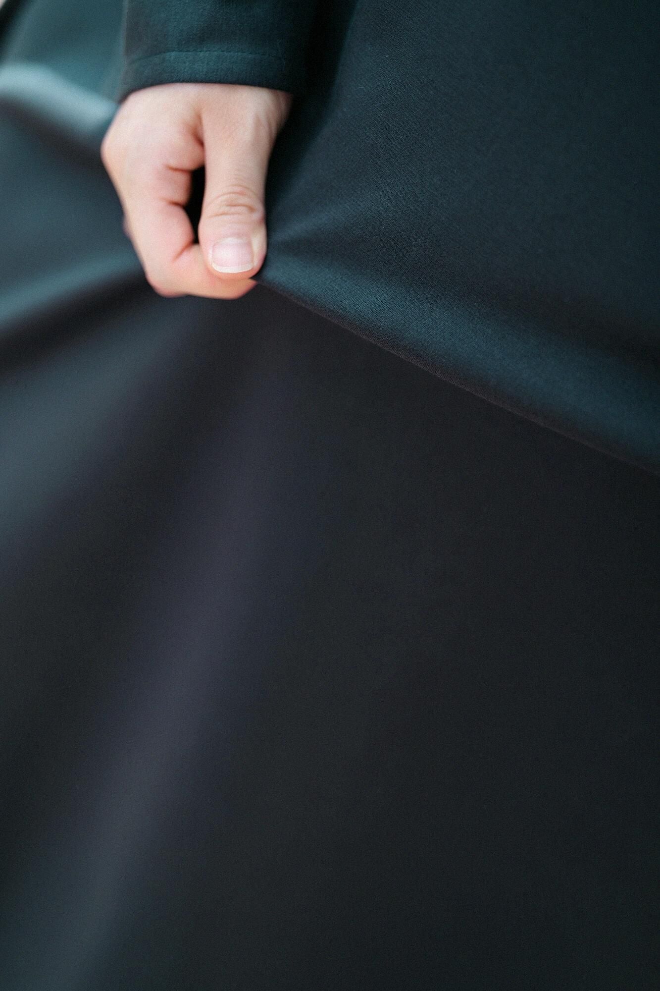 羅紋針織布 船領 長袖連身裙／深綠色