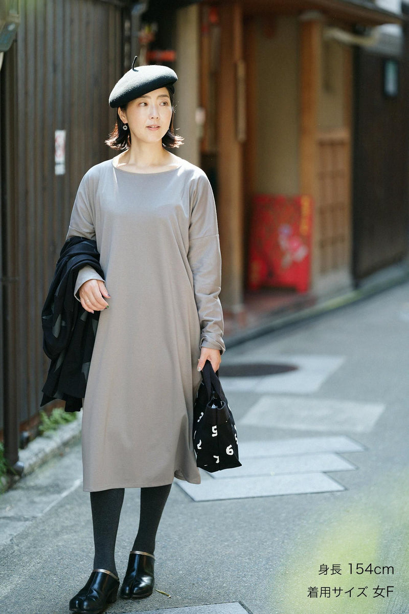 펀치 로마 보트넥 긴소매 원피스（가을 겨울）